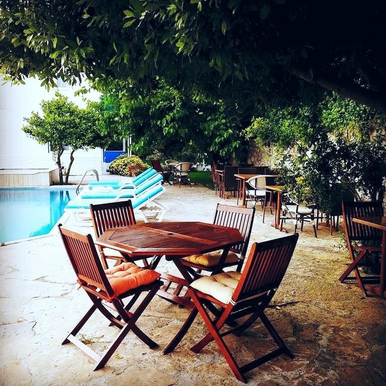 Parla Apart Hotel Cesme Exterior photo