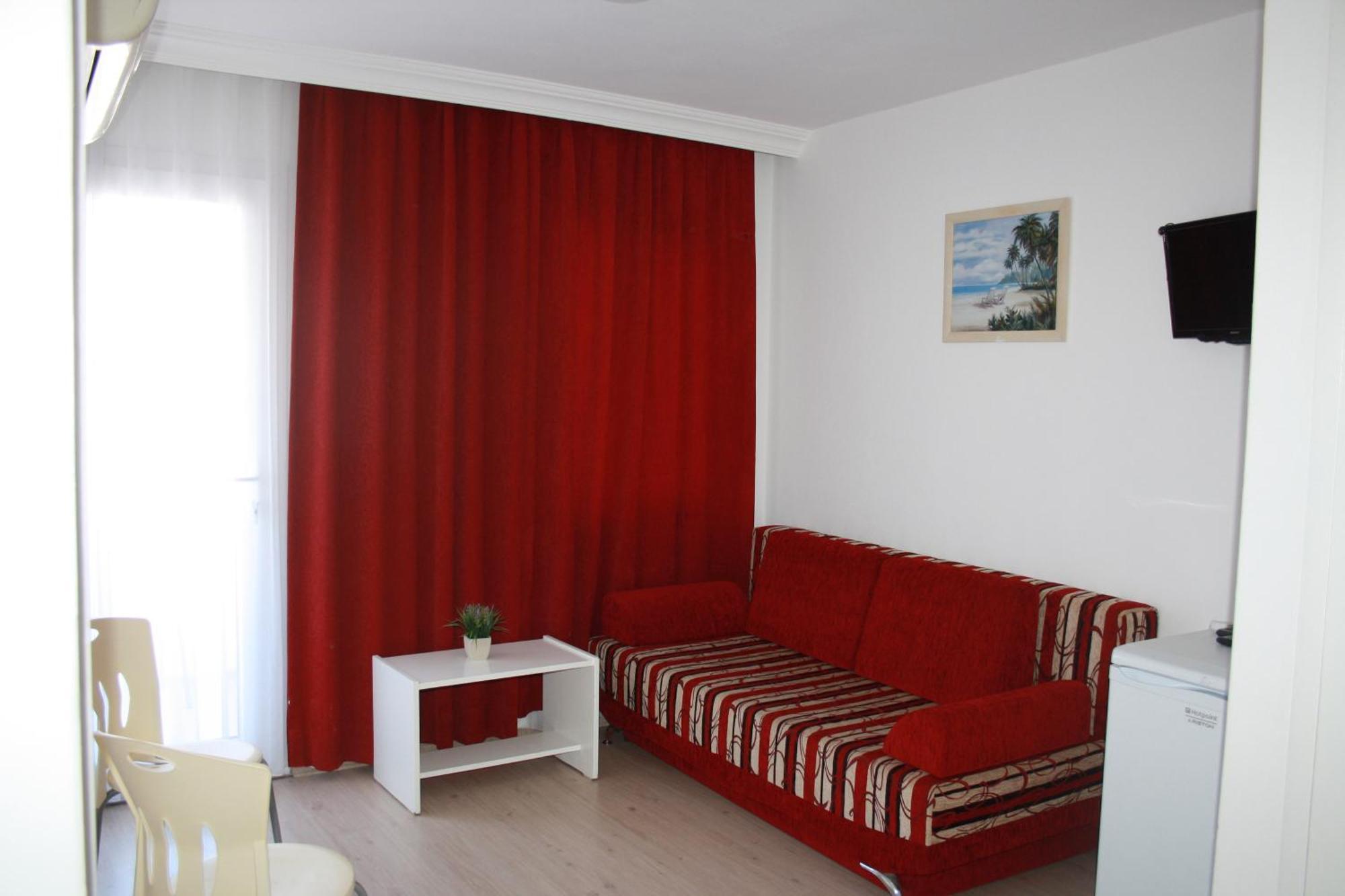 Parla Apart Hotel Cesme Exterior photo